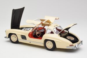 Mercedes 300 SL W198 Kremna Z Rdečo Notranjostjo Minichamps 1:18 180039002 Kovina – slika 5 od 8
