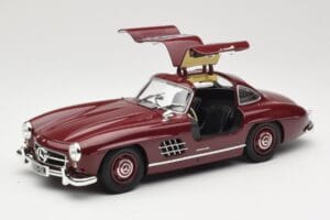 Mercedes 300 SL W198 Gullwing Temno Rdeča Minichamps 1:18 110037218 Kovina – slika 2 od 8