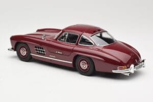Mercedes 300 SL W198 Gullwing Temno Rdeča Minichamps 1:18 110037218 Kovina – slika 7 od 8