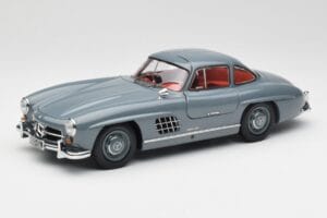 Mercedes 300 SL W198 Graphite Siv Minichamps 1:18 180039005 Kovina