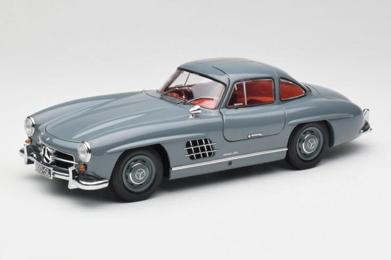 Mercedes 300 SL W198 Graphite Siv Minichamps 1:18 180039005 Kovina