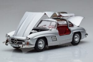 Mercedes 300 SL W198 Gullwing Norev 1:18 183850 Kovina – slika 2 od 8