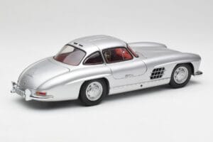 Mercedes 300 SL W198 Gullwing Srebrna Minichamps 1:18 180039000 Kovina – slika 3 od 8