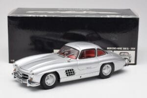 Mercedes 300 SL W198 Gullwing Srebrna Minichamps 1:18 180039000 Kovina – slika 8 od 8