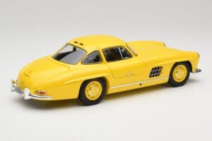 Mercedes 300 SL W198 Svetlo Rumen Minichamps 1:18 180039009 Kovina – slika 3 od 8