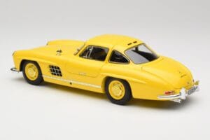 Mercedes 300 SL W198 Svetlo Rumen Minichamps 1:18 180039009 Kovina – slika 7 od 8