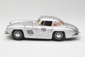 Mercedes 300 SL W198 #295 1954 Bburago 1:18 32813 Kovina – slika 4 od 8