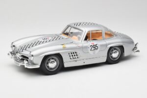 Mercedes 300 SL W198 #295 1954 Bburago 1:18 32813 Kovina