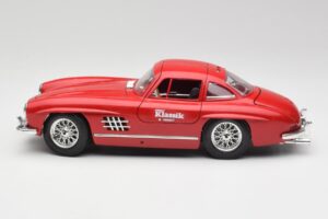 Mercedes 300 SL W198 Red Metallic Bburago 1:18 3013-M1 Kovina – slika 4 od 8