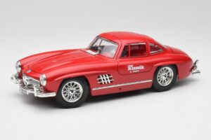 Mercedes 300 SL W198 Red Metallic Bburago 1:18 3013-M1 Kovina