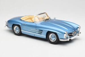 Mercedes 300 SL W198 Roadster Hardtop Light Blue Metallic Minichamps 1:18 180039042 Kovina – slika 7 od 9