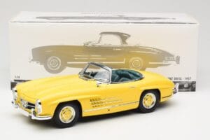 Mercedes 300 SL W198 Roadster Hardtop Signal Yellow Minichamps 1:18 180039044 Kovina – slika 9 od 9