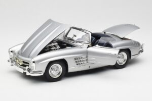 Mercedes 300 SL W198 Roadster Silver Metallic Minichamps 1:18 180039030 Kovina – slika 2 od 8