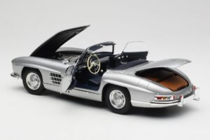 Mercedes 300 SL W198 Roadster Silver Metallic Minichamps 1:18 180039030 Kovina – slika 5 od 8