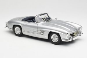 Mercedes 300 SL W198 Roadster Silver Metallic Minichamps 1:18 180039030 Kovina – slika 6 od 8
