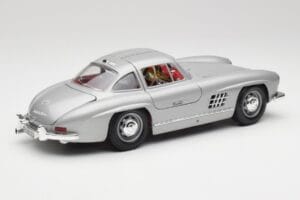 Mercedes 300 SL W198 Gullwing Silver Siv Bburago 1:18 3513 Kovina – slika 3 od 8