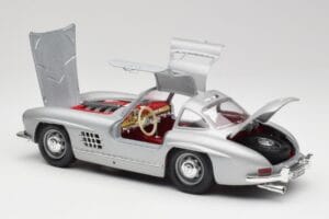 Mercedes 300 SL W198 Gullwing Silver Siv Bburago 1:18 3513 Kovina – slika 4 od 8