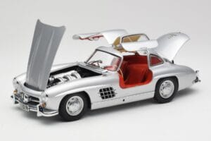 Mercedes 300 SL W198 Gullwing Srebrna Metalik Minichamps 1:18 B66040379 Kovina – slika 2 od 8