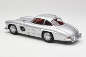 Mercedes 300 SL W198 Gullwing Srebrna Metalik Minichamps 1:18 B66040379 Kovina – slika 7 od 8