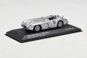 Mercedes 300 SLR #19 P. Levegh / J. Fitch 24 Hours of Le Mans 1955 Minichamps 1:43 432553000 Kovina – slika 2 od 4
