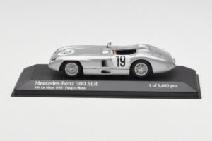 Mercedes 300 SLR #19 P. Levegh / J. Fitch 24 Hours of Le Mans 1955 Minichamps 1:43 432553000 Kovina