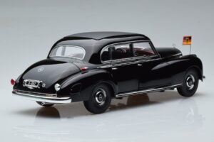 Mercedes 300 W186 Konrad Adenauer Norev 1:18 183707 Kovina – slika 3 od 9