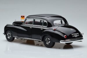 Mercedes 300 W186 Konrad Adenauer Norev 1:18 183707 Kovina – slika 7 od 9