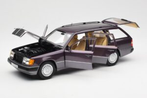 Mercedes 300D S124 T-Model Bornit Dealer Edition Norev 1:18 B66040701 Kovina – slika 2 od 8