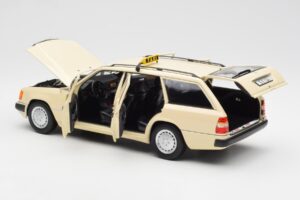 Mercedes 300D S124 T-Model Svetlo Slonokoščena Taxi Dealer Edition Norev 1:18 B66040702 Kovina – slika 5 od 8