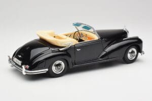 Mercedes 300SC W188 Obsidian Črna Maisto 1:18 806B Kovina – slika 3 od 8