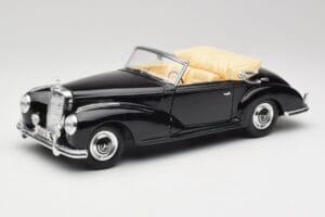 Mercedes 300SC W188 Obsidian Črna Maisto 1:18 806B Kovina