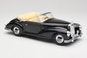 Mercedes 300SC W188 Obsidian Črna Maisto 1:18 806B Kovina – slika 6 od 8