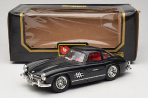 Mercedes 300SL Črn Bburago 1:18 3015-M3 Kovina – slika 8 od 8