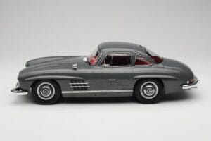 Mercedes 300SL W198 Gullwing Graphite Grey Norev 1:12 123852 Kovina – slika 3 od 6