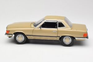 Mercedes 350 SL R107 Zlat Sun Star 1:18 MB004 Kovina – slika 4 od 8