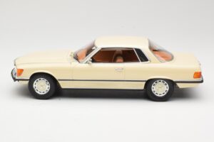 Mercedes 350 SLC C107 Bel Cult Models 1:18 CML049-1 Kovina – slika 3 od 6
