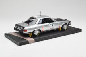 Mercedes 450 SLC 5.0 C107 #4 B. Waldegard / H. Thorszelius Rally Bandama 1979 Minichamps 1:18 107793204 Smola – slika 2 od 6