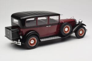 Mercedes 460 Nurburg W08 Črn MCG 1:18 MCG18364 Kovina – slika 2 od 6