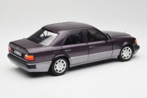 Mercedes 500 E W124 Bornit Metallic Norev 1:18 183948 Kovina – slika 3 od 8