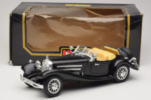 Mercedes 500K Roadster Črn Bburago 1:18 3020-P2 Kovina – slika 8 od 8