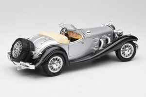 Mercedes 500K Roadster Srebrn Bburago 1:18 3020-M1 Kovina – slika 3 od 8