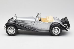 Mercedes 500K Roadster Srebrn Bburago 1:18 3020-M1 Kovina – slika 4 od 8