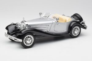 Mercedes 500K Roadster Srebrn Bburago 1:18 3020-M1 Kovina