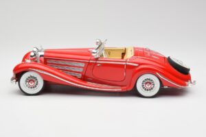 Mercedes 500K Special Roadster Rdeč Maisto 1:18 56058 Kovina – slika 4 od 8