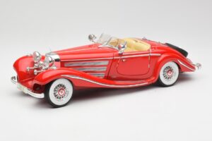Mercedes 500K Special Roadster Rdeč Maisto 1:18 56058 Kovina