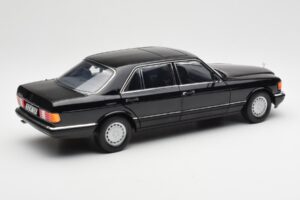 Mercedes 560 SEL W126 Črn Dealer Edition Norev 1:18 B66040599 Kovina – slika 3 od 8