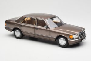 Mercedes 560 SEL W126 Impala Rjav Dealer Edition Norev 1:18 B66040646 Kovina – slika 6 od 8