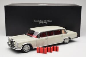 Mercedes 600 Pullman W100 Svetlo Siva NZG 1:18 B66040708 Kovina – slika 8 od 8