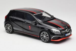 Mercedes A-Class W176 AMG Črn Norev 1:18 183596 Kovina – slika 6 od 8