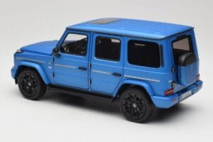 Mercedes AMG G 63 L W465 Modra Norev 1:18 B66960664 Kovina – slika 5 od 6